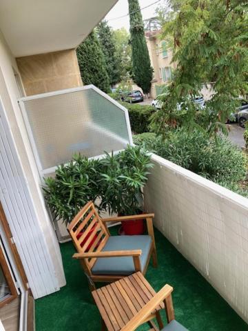 Tilia Jourdan-Studio Cosy Aix Centre-Cours Mirabeau-Parking-Wifi-Smart Tv-Rue Calme Aix-en-Provence Extérieur photo