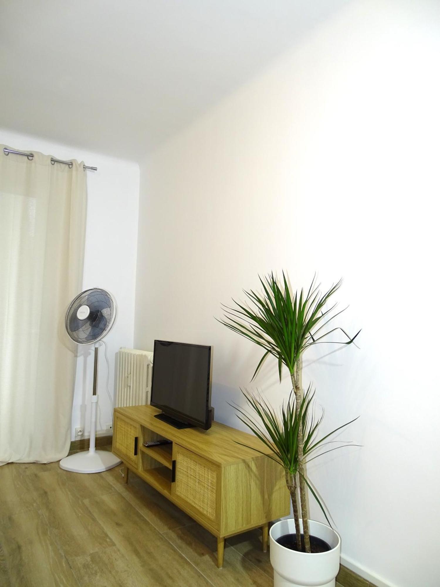 Tilia Jourdan-Studio Cosy Aix Centre-Cours Mirabeau-Parking-Wifi-Smart Tv-Rue Calme Aix-en-Provence Extérieur photo