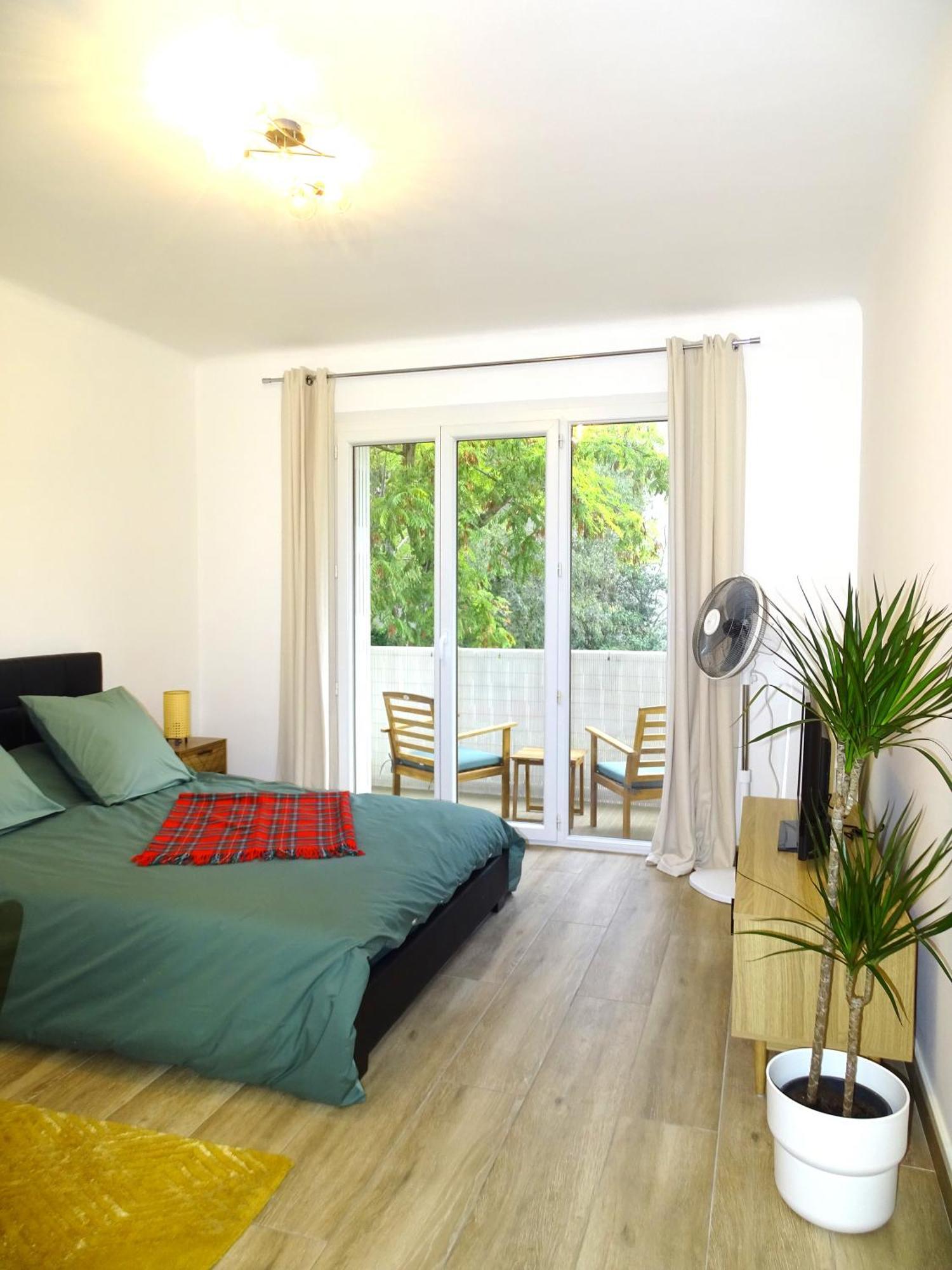 Tilia Jourdan-Studio Cosy Aix Centre-Cours Mirabeau-Parking-Wifi-Smart Tv-Rue Calme Aix-en-Provence Extérieur photo